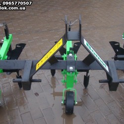 Культиватор міжрядний 3-х секційний Бомет (Bomet) Польша Культиватор міжрядний 3-х секційний Бомет (Bomet) Польша